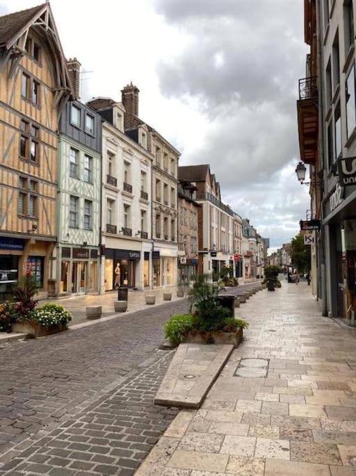 Troyes Centre - Rue Colbert Apartment ภายนอก รูปภาพ